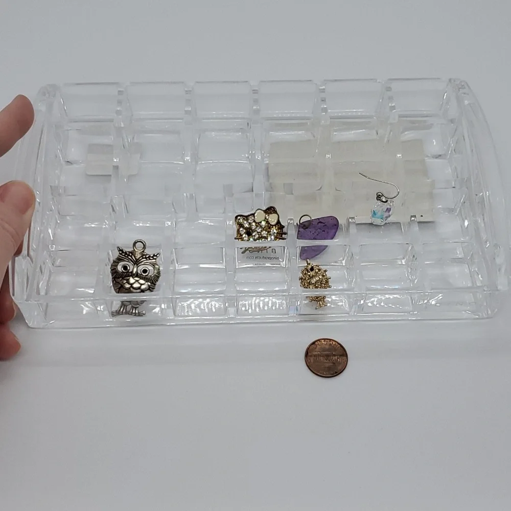 Bino lipstick Junkie 24 Compartment Acrylic Lipstick Polish Organizer Trinkets